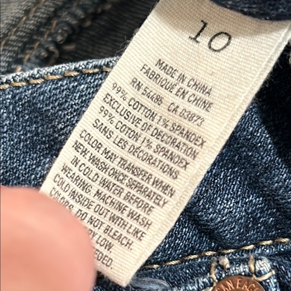 American Eagle Blue Cut-Off Jean Shorts with Frayed Hem and Distressed Details - Picture 4 of 4